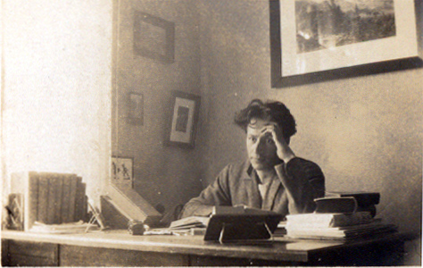 Ο Μίλτος Κουντουράς στη Γερμανία, Südende - Berlin, 1926.