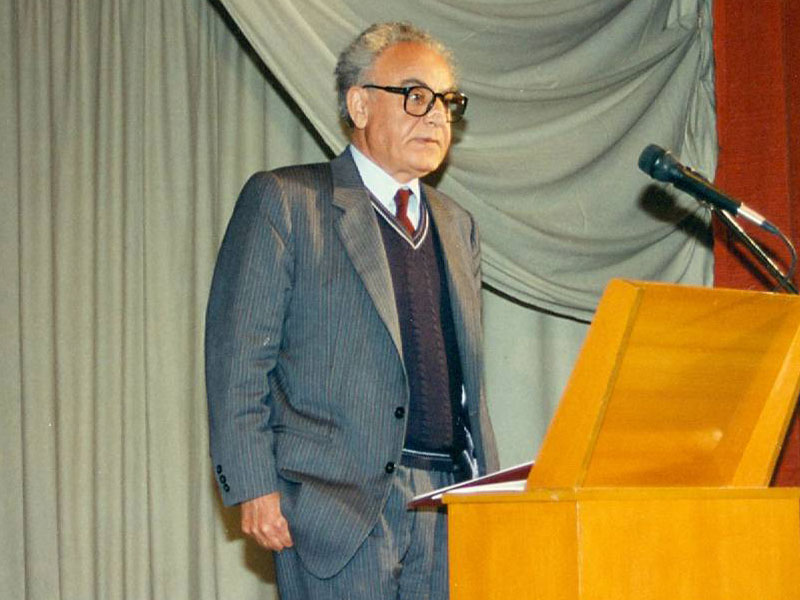 Στο βήμα ο καθηγητής κ. Φάνης Ι. Κακριδής, εισηγητής στο Διήμερο.